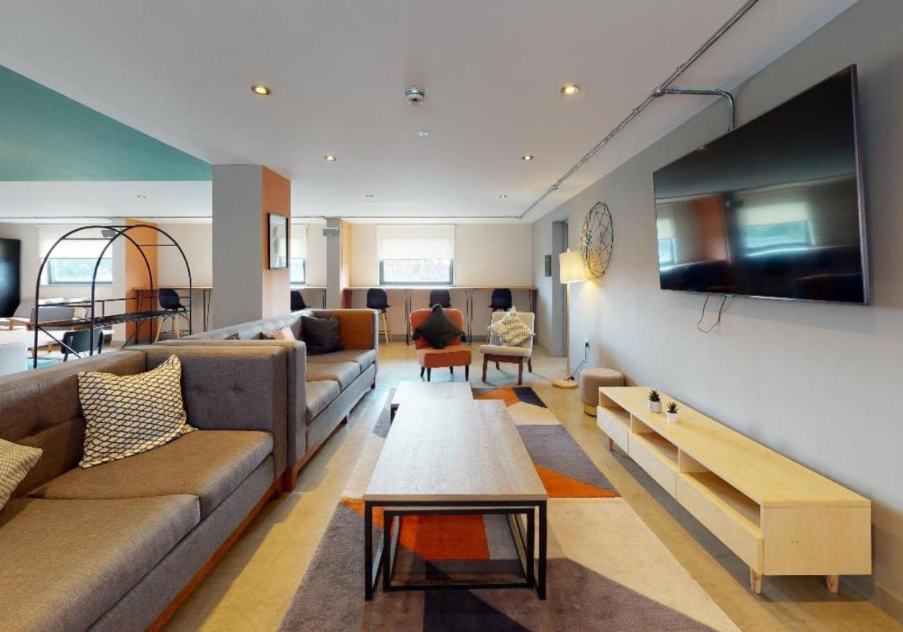 For Students Only Private Bedrooms With Shared Kitchen And Studios At Iq Haywood House In Londres Extérieur photo