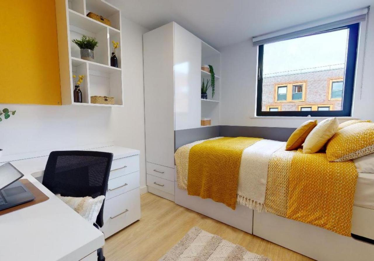 For Students Only Private Bedrooms With Shared Kitchen And Studios At Iq Haywood House In Londres Extérieur photo
