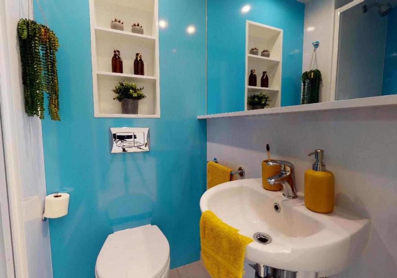 For Students Only Private Bedrooms With Shared Kitchen And Studios At Iq Haywood House In Londres Extérieur photo