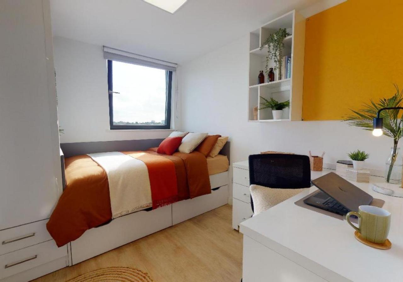 For Students Only Private Bedrooms With Shared Kitchen And Studios At Iq Haywood House In Londres Extérieur photo