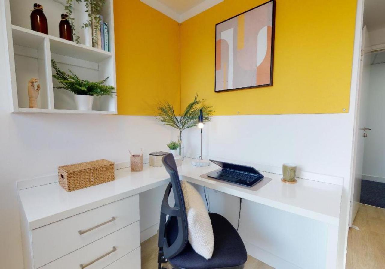 For Students Only Private Bedrooms With Shared Kitchen And Studios At Iq Haywood House In Londres Extérieur photo