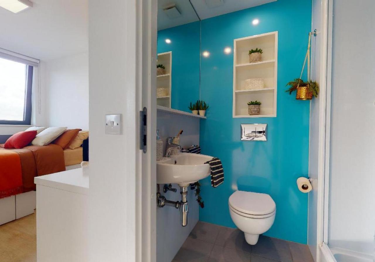 For Students Only Private Bedrooms With Shared Kitchen And Studios At Iq Haywood House In Londres Extérieur photo