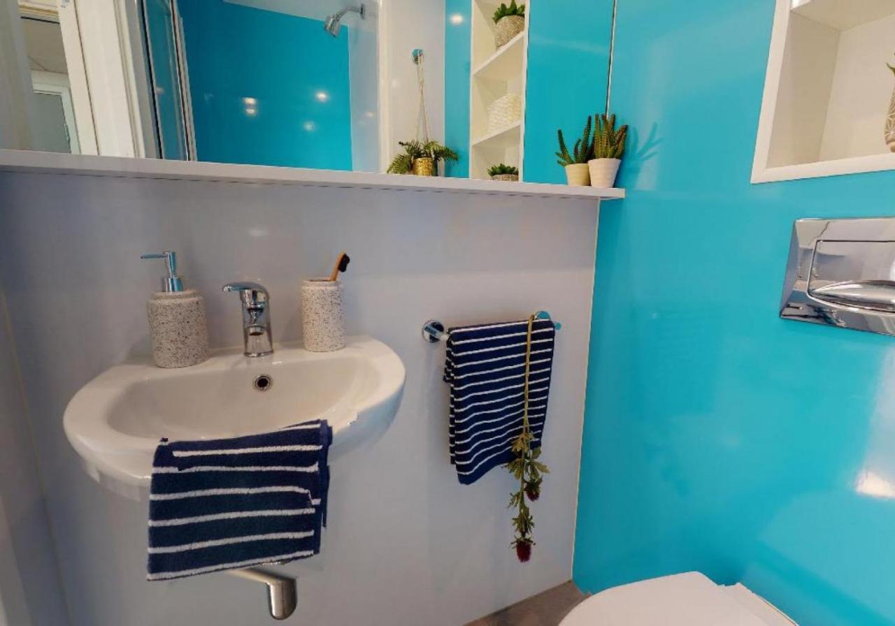 For Students Only Private Bedrooms With Shared Kitchen And Studios At Iq Haywood House In Londres Extérieur photo