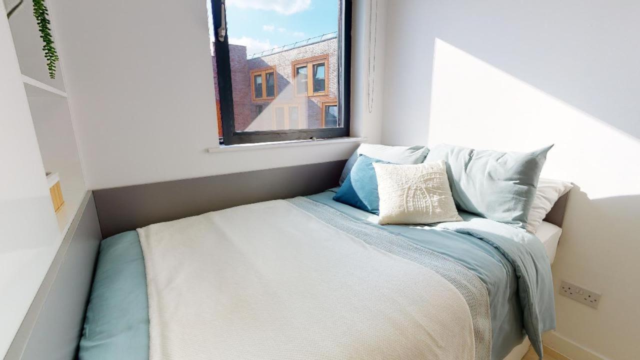 For Students Only Private Bedrooms With Shared Kitchen And Studios At Iq Haywood House In Londres Extérieur photo