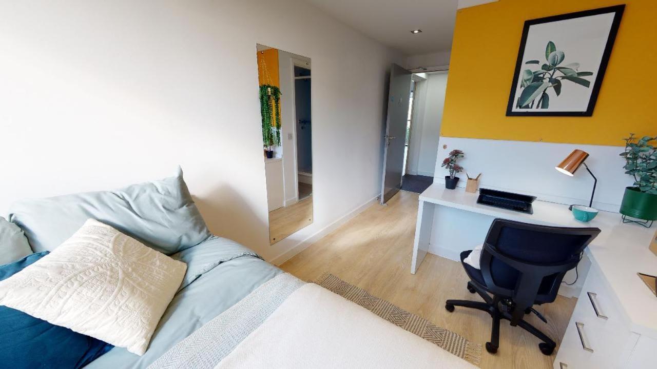For Students Only Private Bedrooms With Shared Kitchen And Studios At Iq Haywood House In Londres Extérieur photo